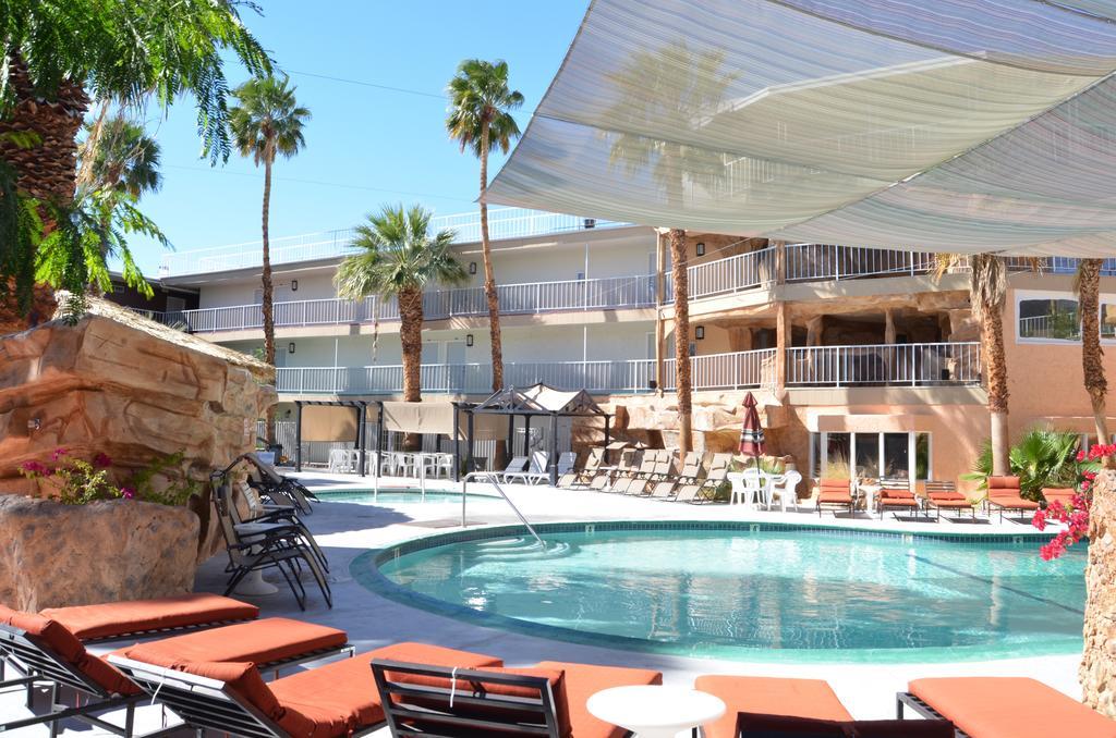 Hyundae Resort And Spa Desert Hot Springs Exterior photo